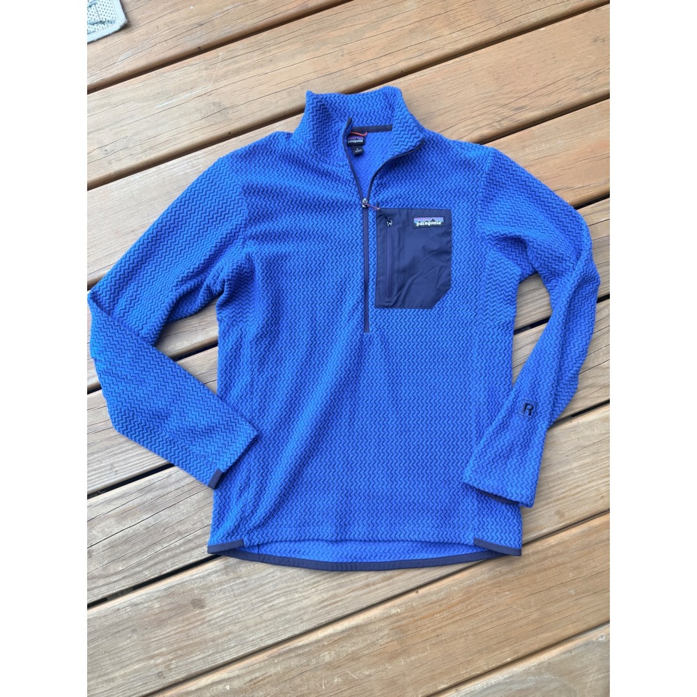 Patagonia Mens R1 Air Zip Neck Fleece Pullover Blue Zig Zag Textured Small